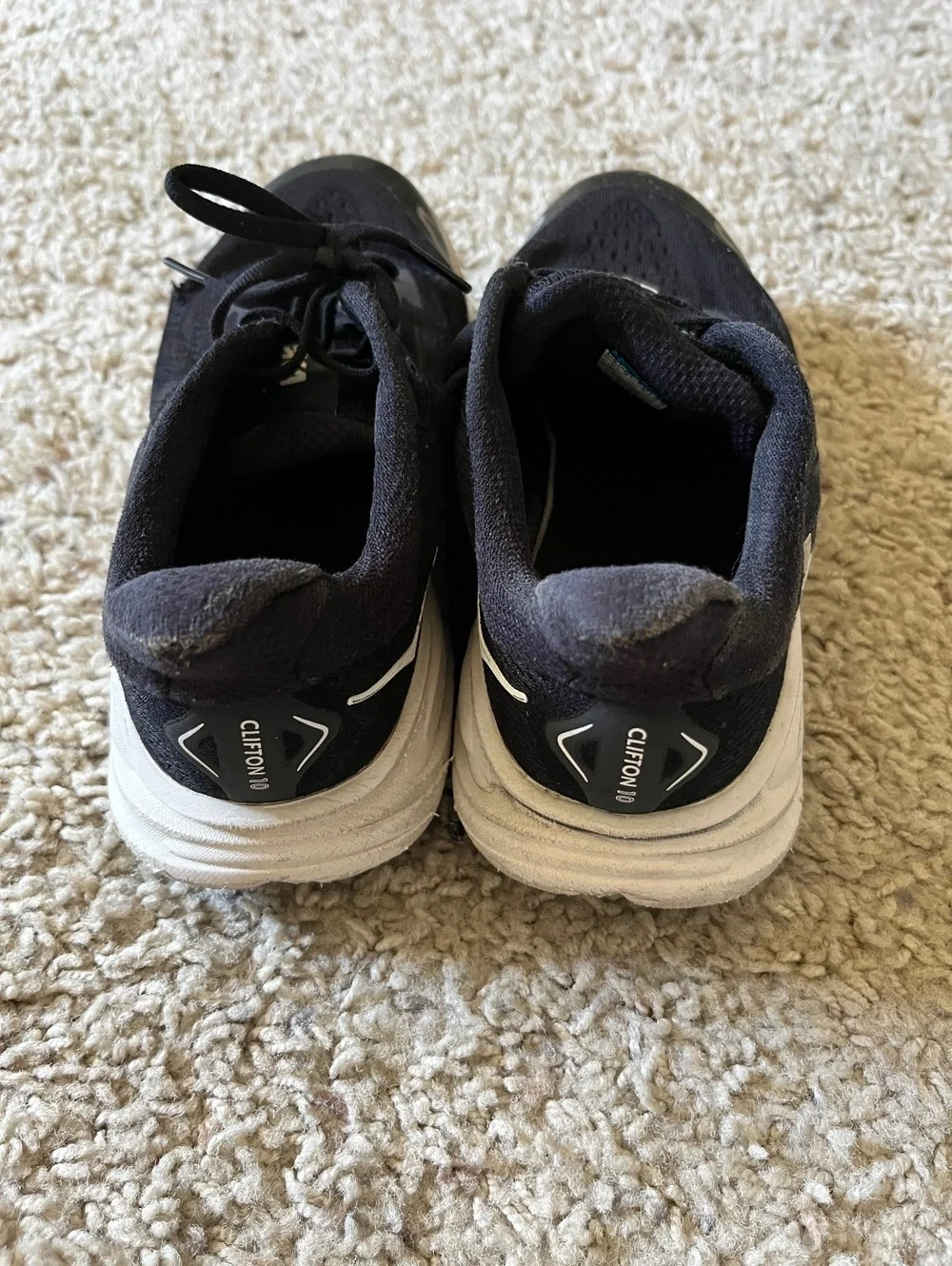 Hoka One One Clifton 8 Women's Running Shoes Size 5MD Black White